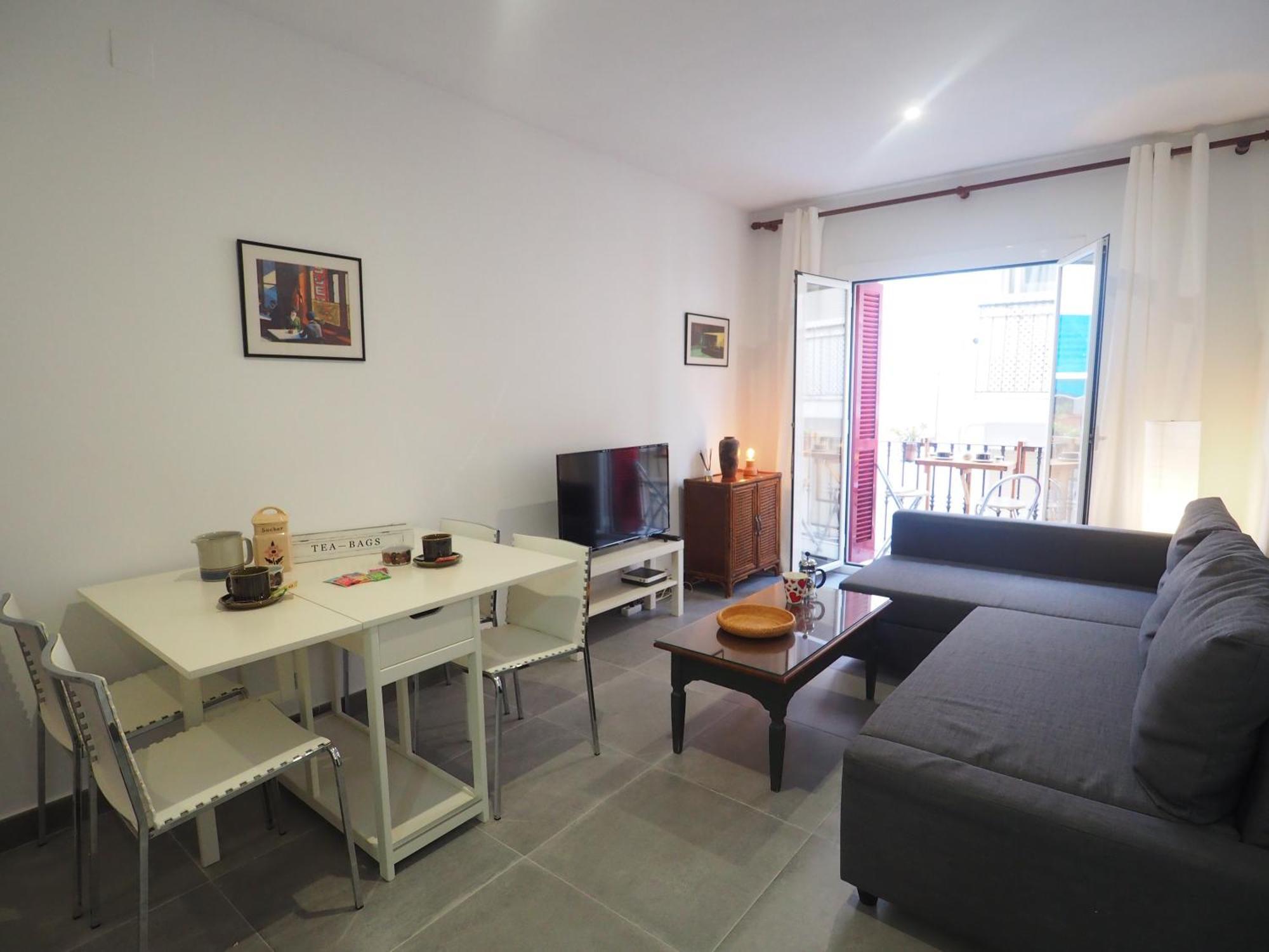Balcony View Apartment By Hello Homes シッチェス エクステリア 写真